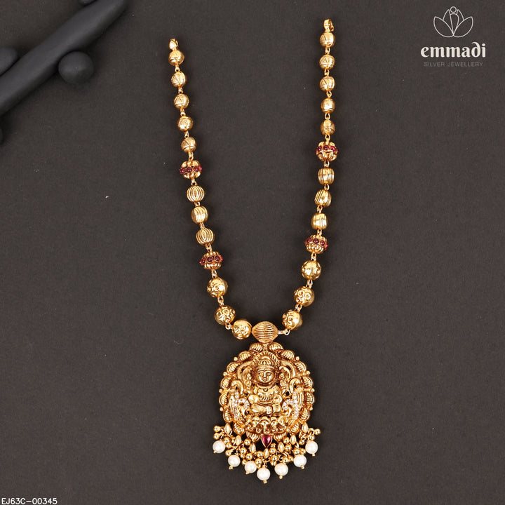 Short Necklace Antique