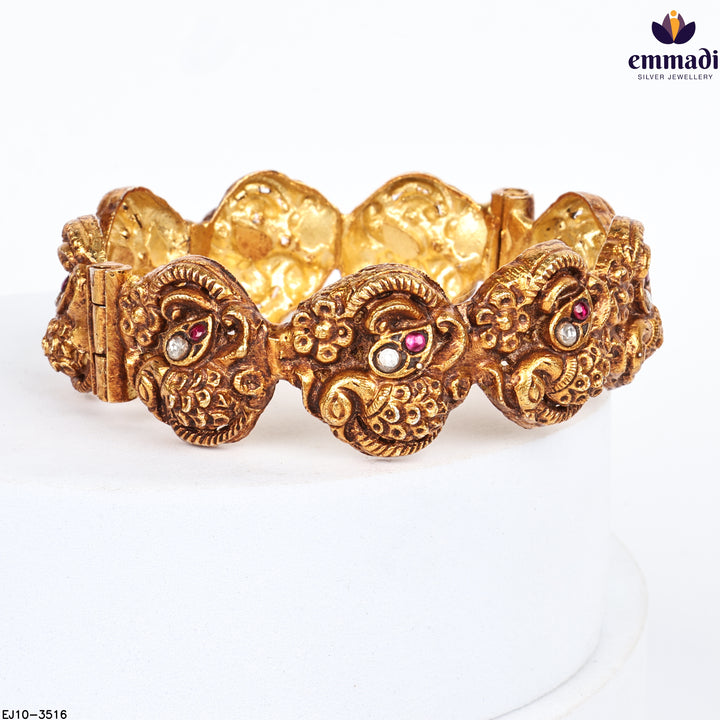 Bangles Kundan Nakshi
