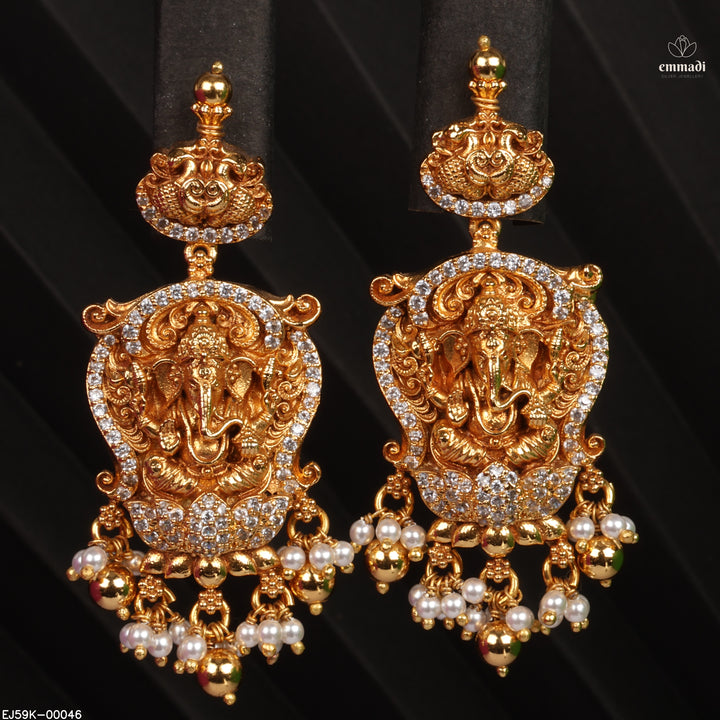 Hangings Premium Nakshi