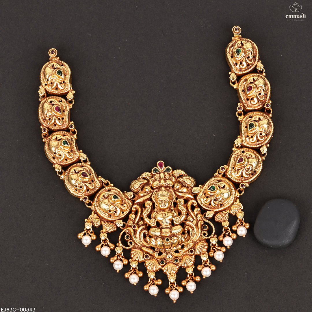 Short Necklace Antique