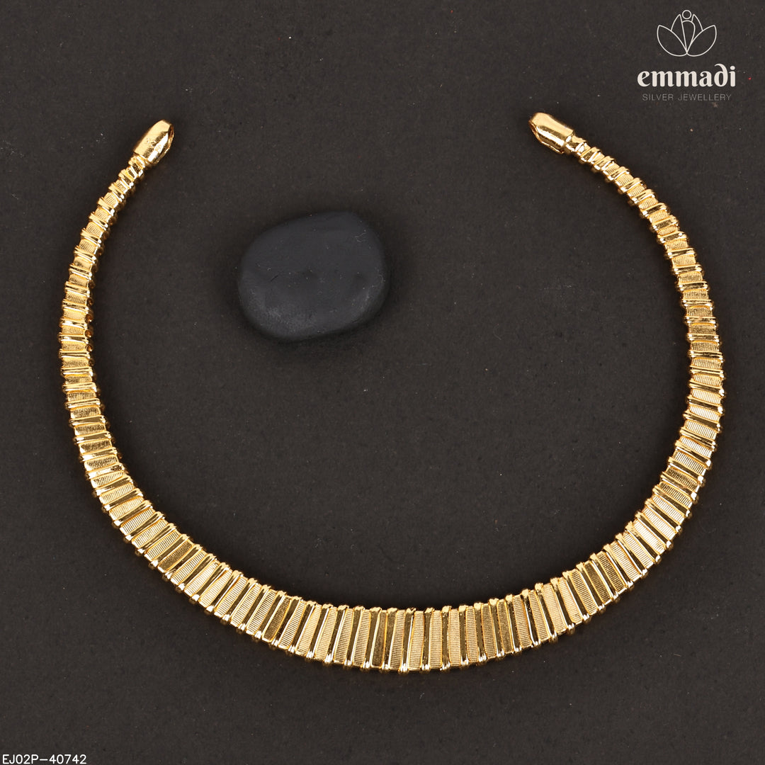 Short Necklace Antique