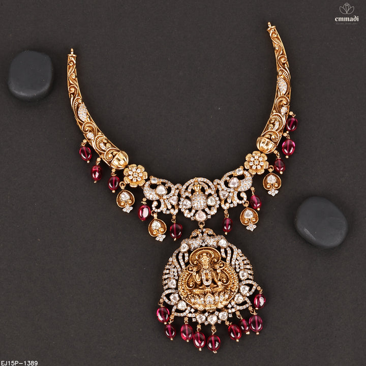 Short Necklace Moissanite Nakshi