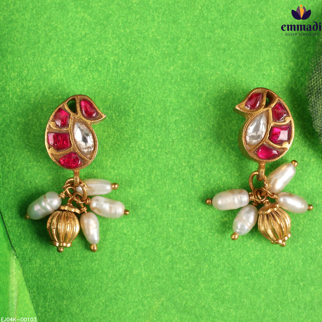 Hangings Kundan