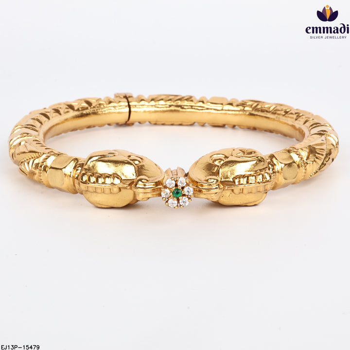 Kada Antique