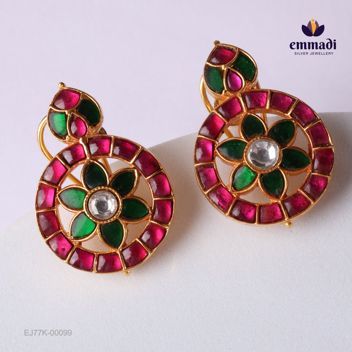 Hangings Kundan