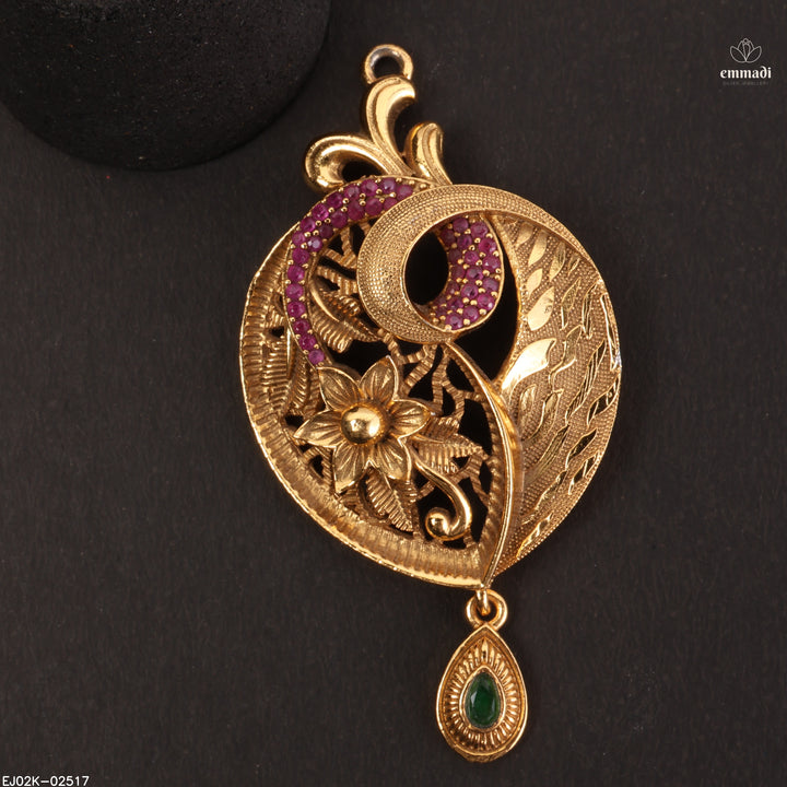 Pendant Antique