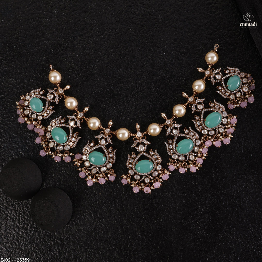 Short Necklace Victorian