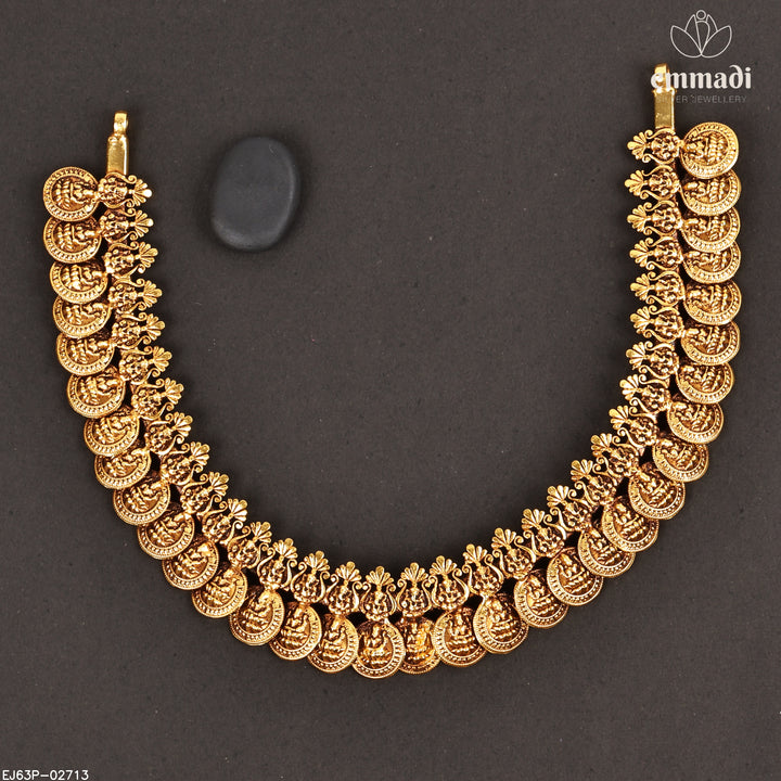 Short Necklace Antique