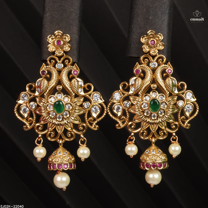 Hangings Antique