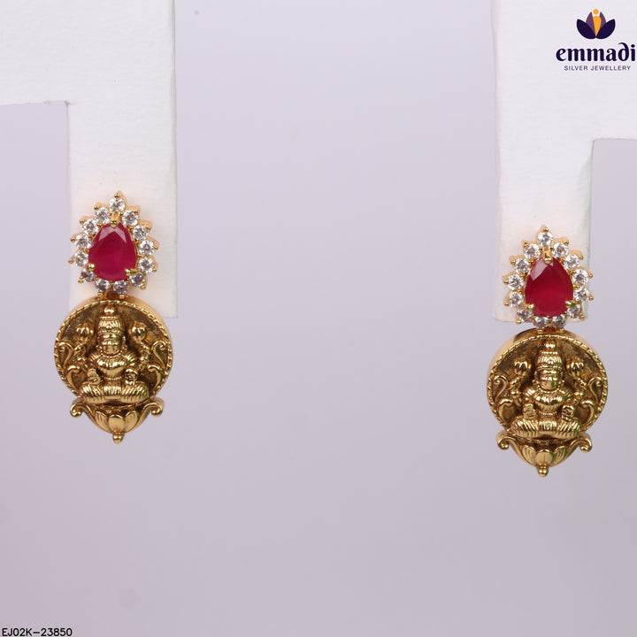 Hangings Antique
