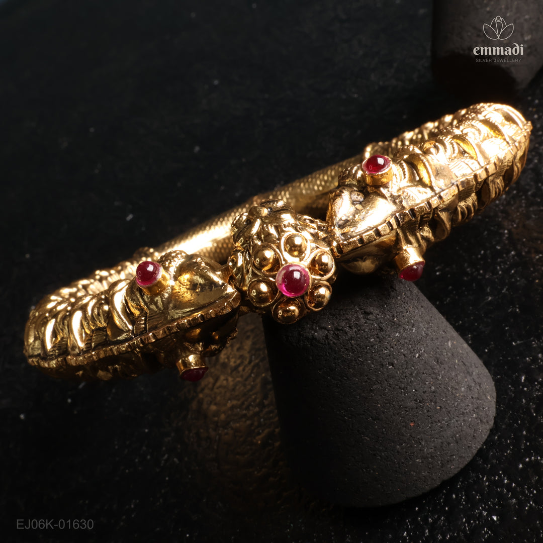 Kada Antique