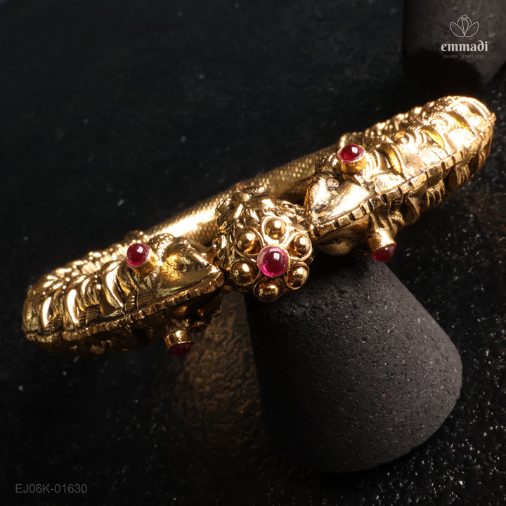 Kada Antique