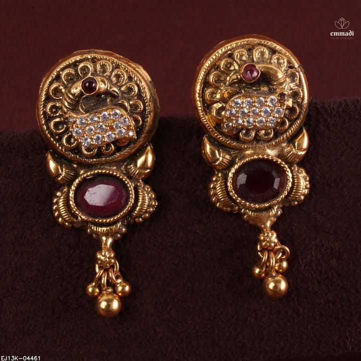 Hangings Antique