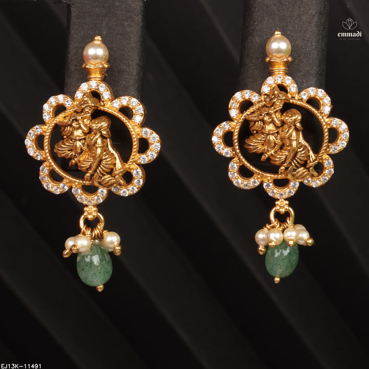 Hangings Antique
