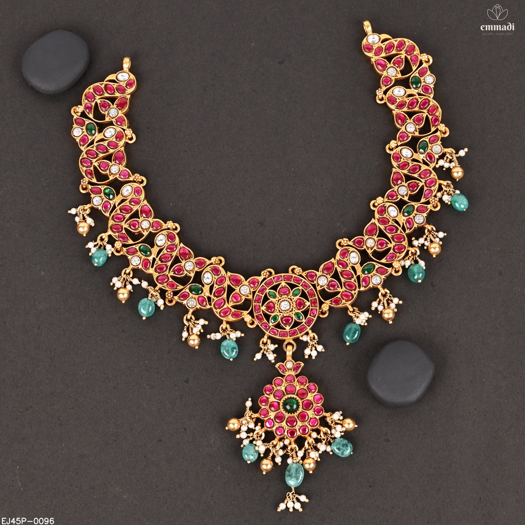 Short Necklace Kundan