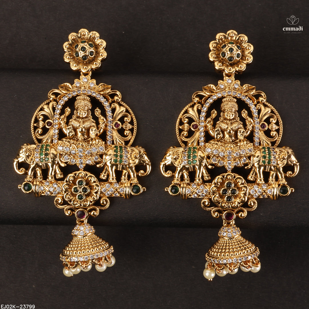 Hangings Antique