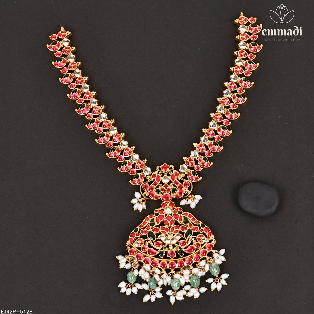 Short Necklace Kundan