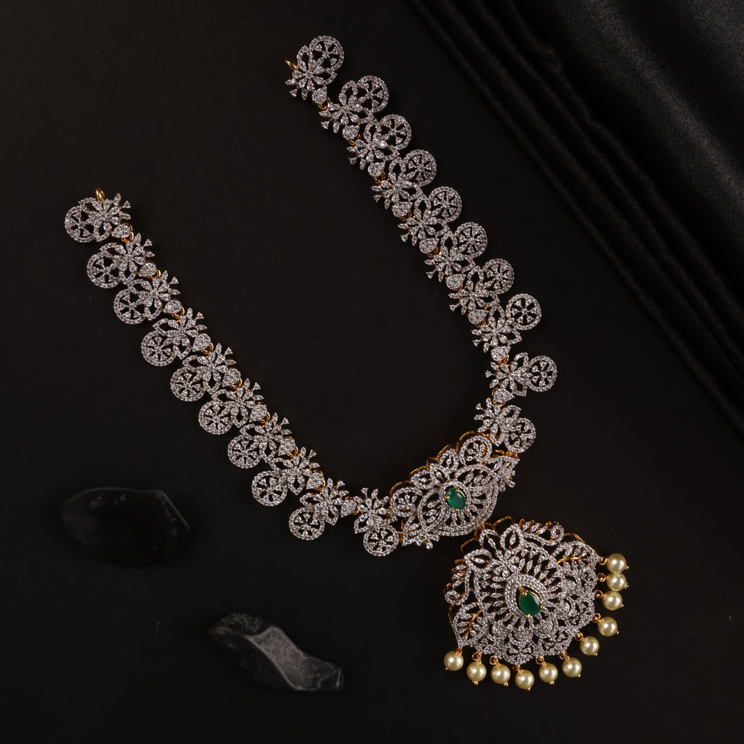 Short Necklace Premium Cz
