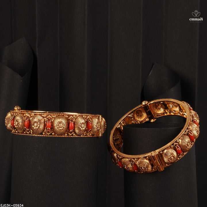 Bangles Antique