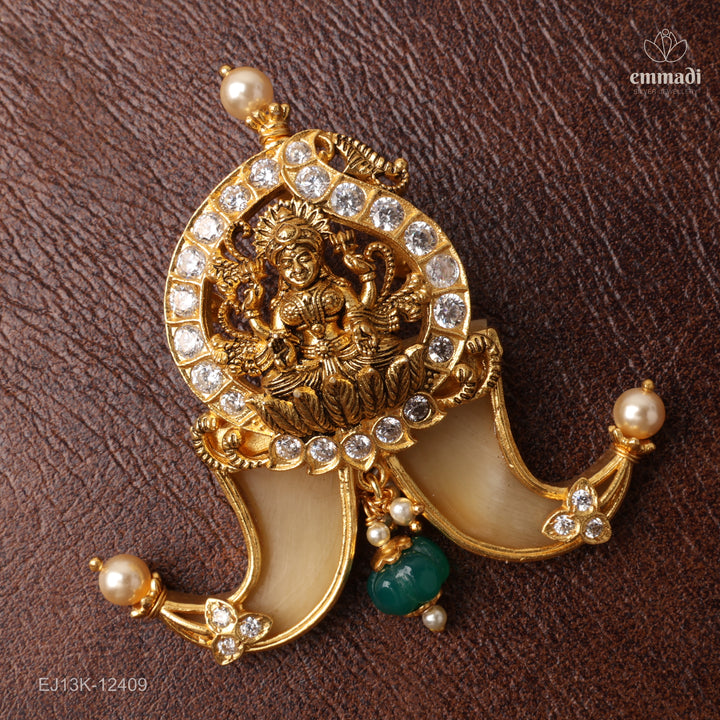 Pendant Antique