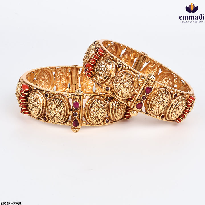 Bangles Kundan Nakshi