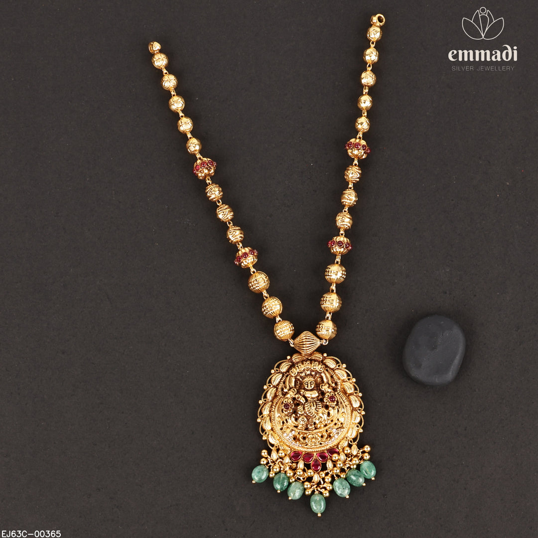 Short Necklace Antique