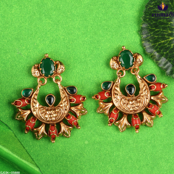 Hangings Kundan Nakshi
