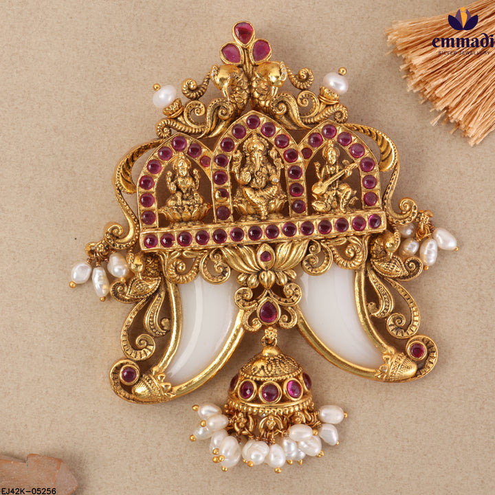 Pendant Antique