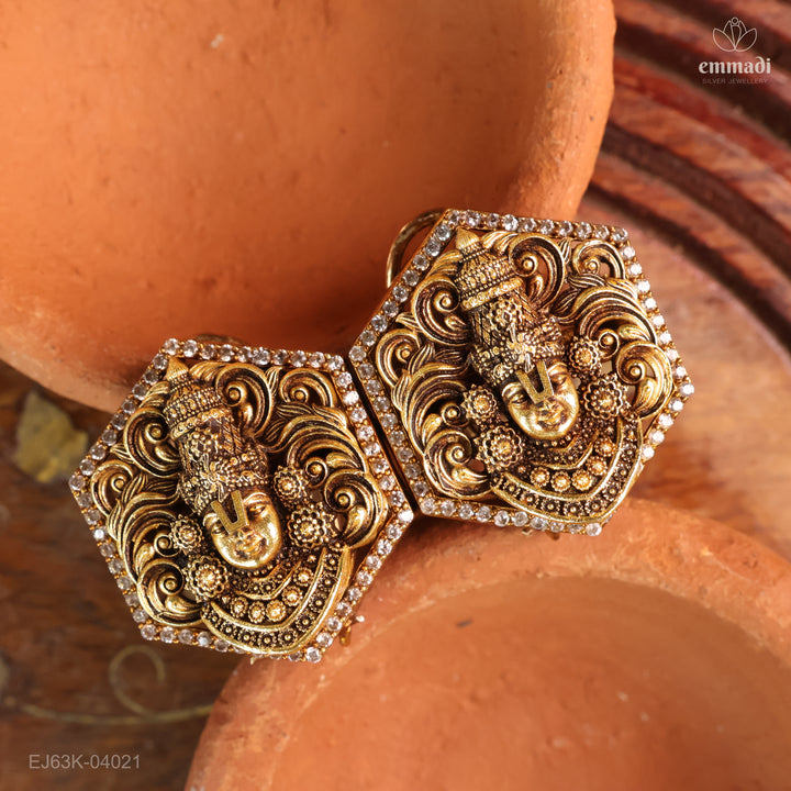 Studs Antique