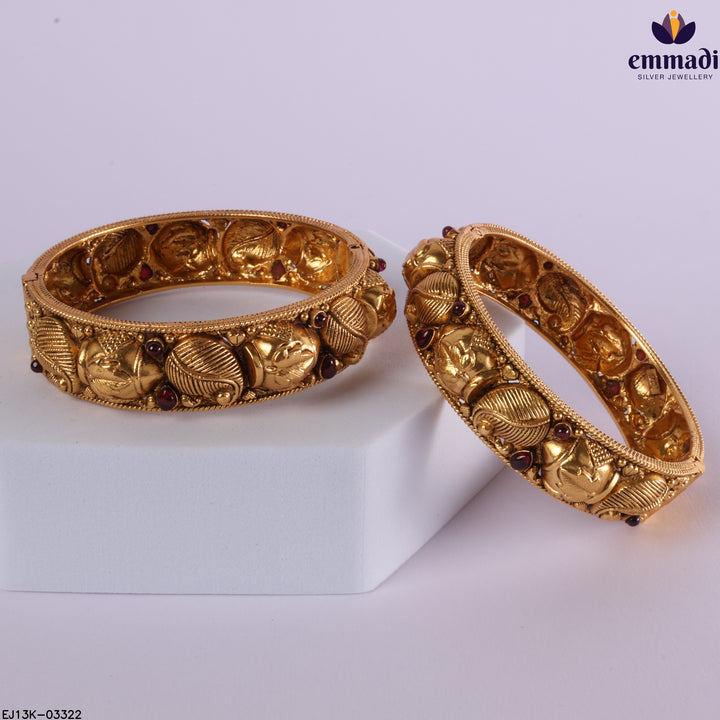 Bangles Antique