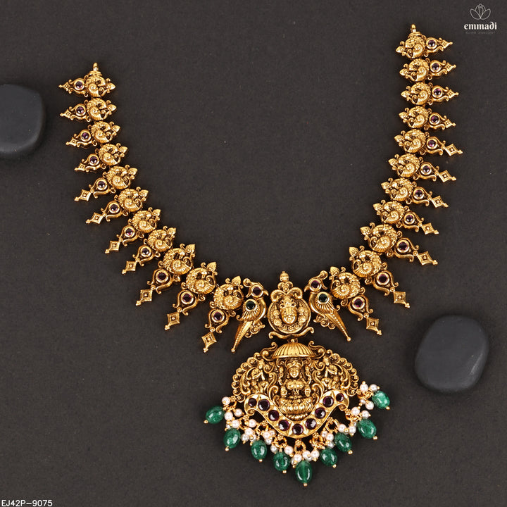 Short Necklace Antique