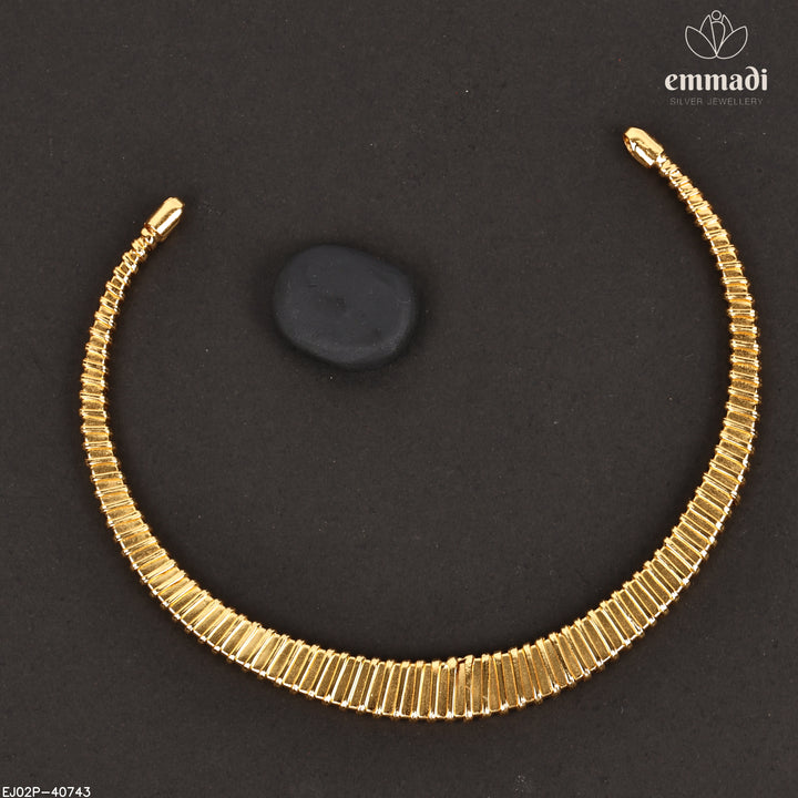 Short Necklace Antique