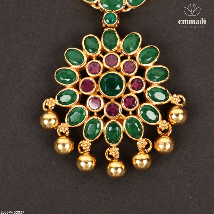 Short Necklace Antique