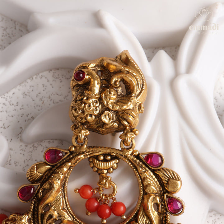 Hangings Antique