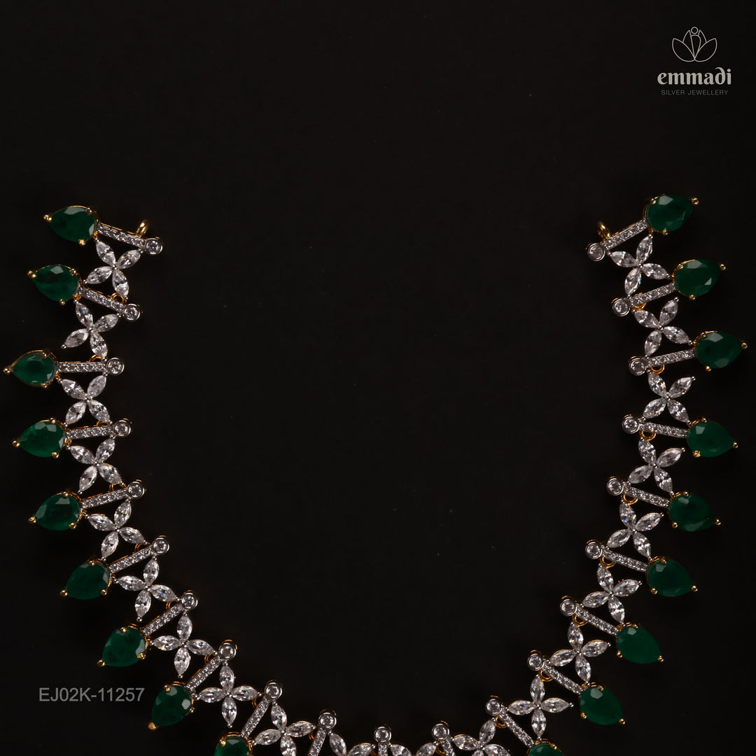 Short Necklace Premium Cz