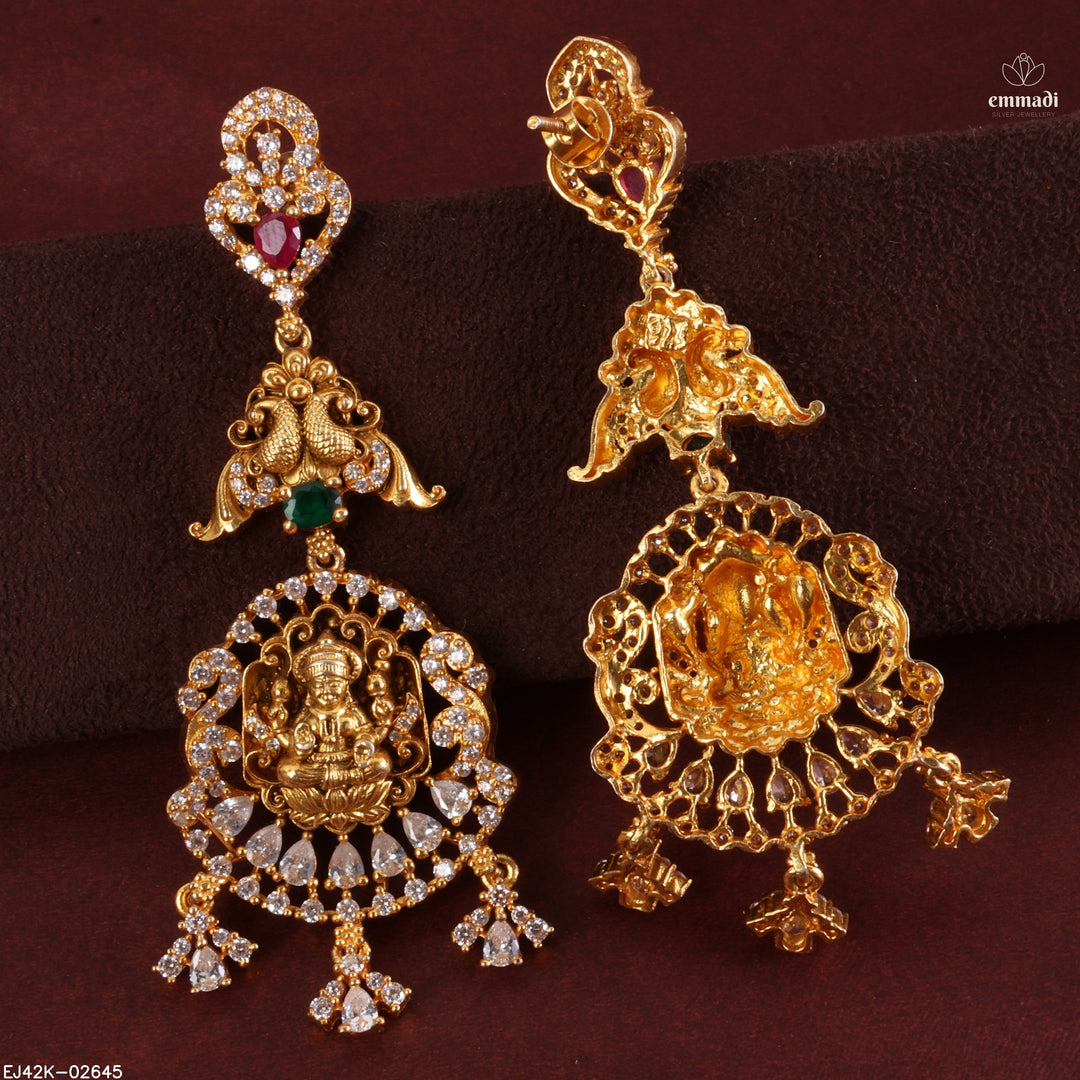 Hangings Antique
