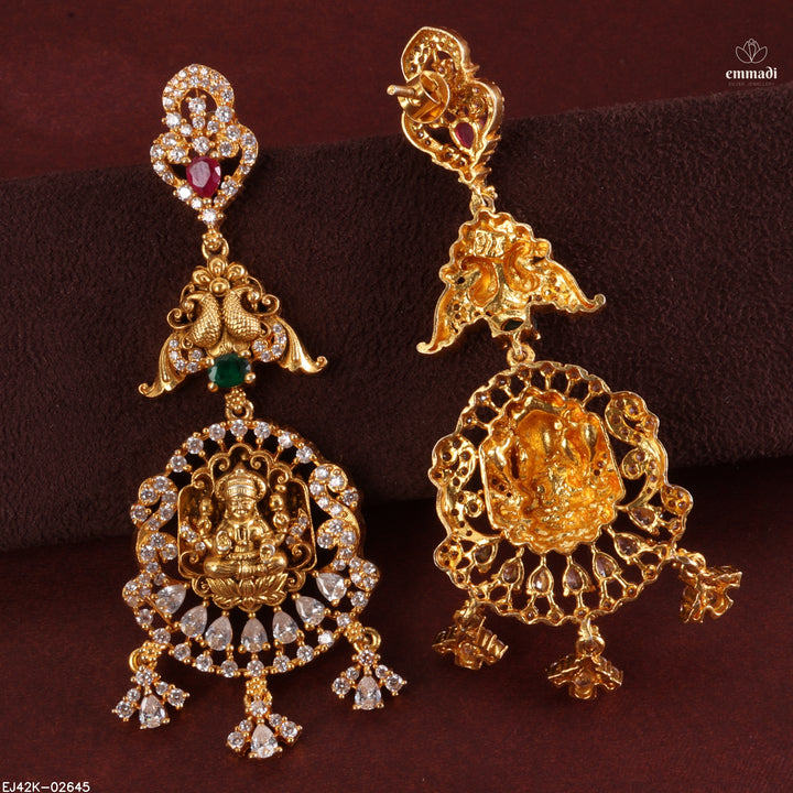 Hangings Antique