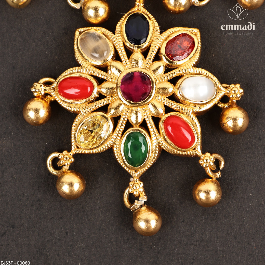 Short Necklace Antique