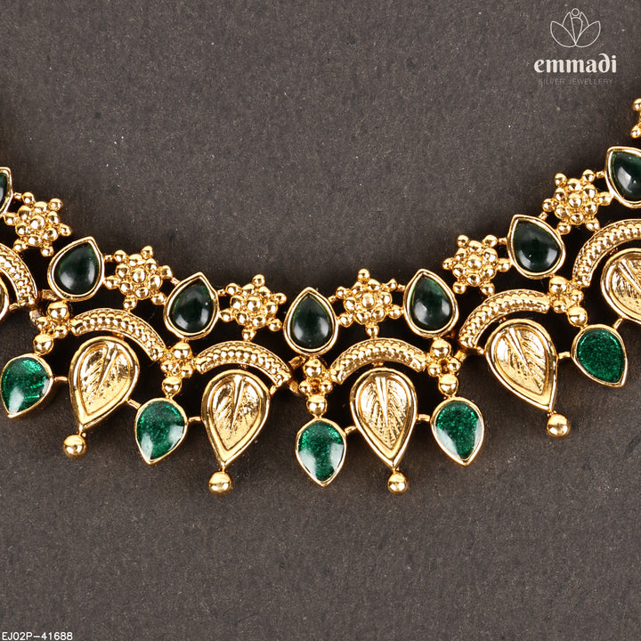 Short Necklace Antique