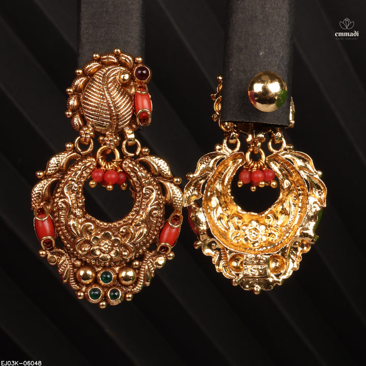 Hangings Antique