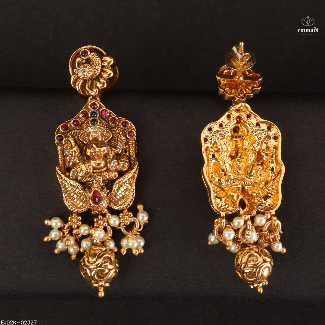 Hangings Premium Kundan Nakshi