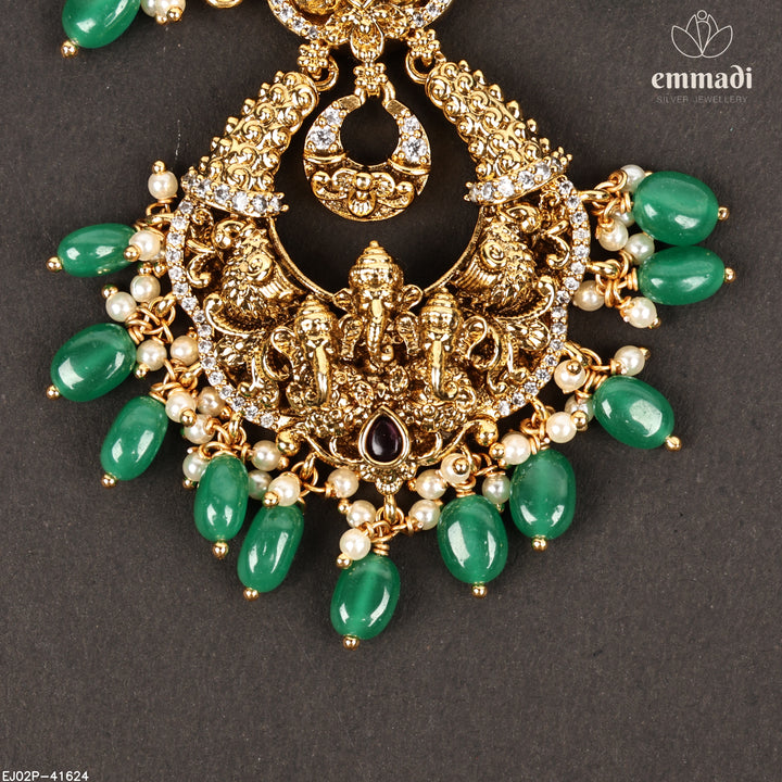 Short Necklace Antique
