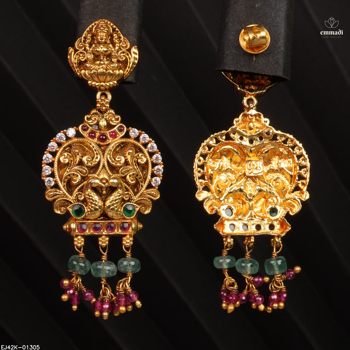 Hangings Antique