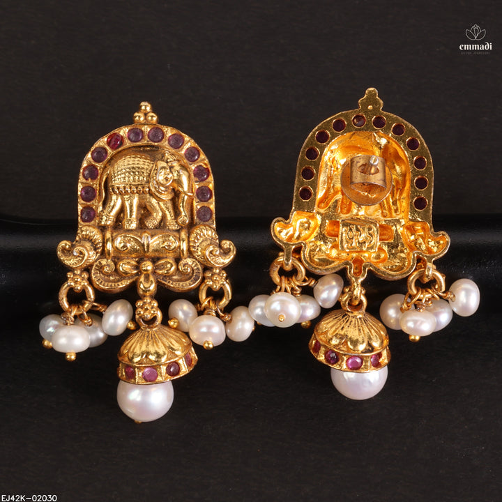 Hangings Antique