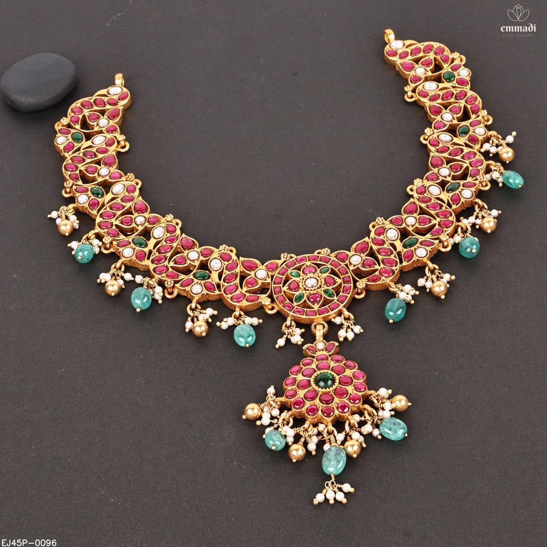 Short Necklace Kundan