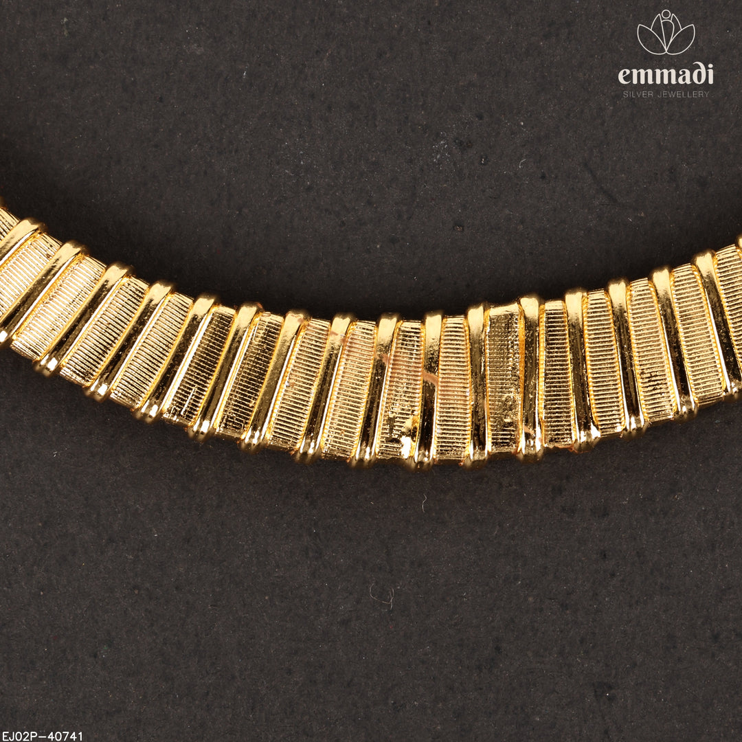 Short Necklace Antique