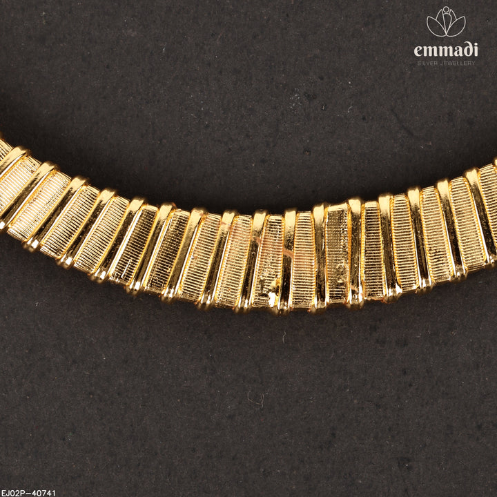 Short Necklace Antique