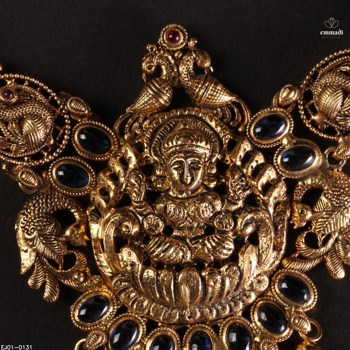 Short Necklace Antique