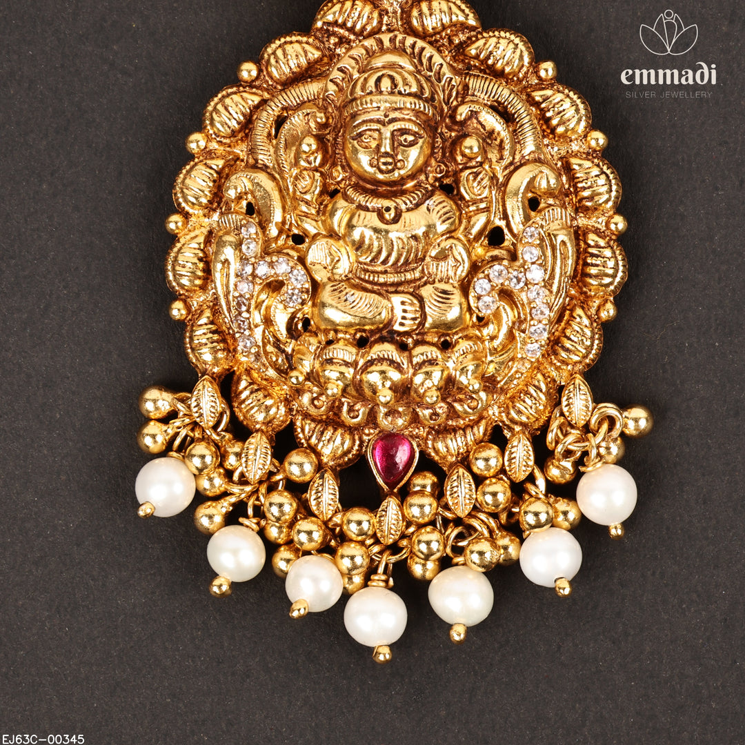 Short Necklace Antique