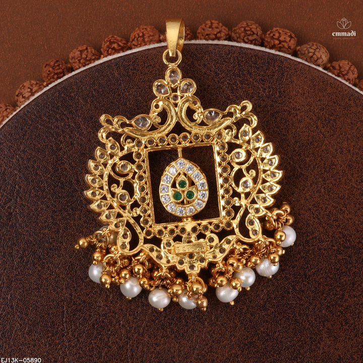 Pendant Antique